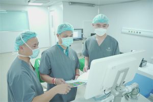 Quy trình mổ mắt cận thị