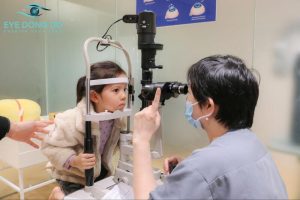 Khám mắt cận cho bé ở đâu tốt, uy tín tại Hà Nội