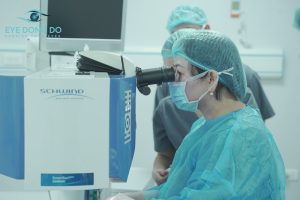 khám mắt cận thị ở hà nội (13)